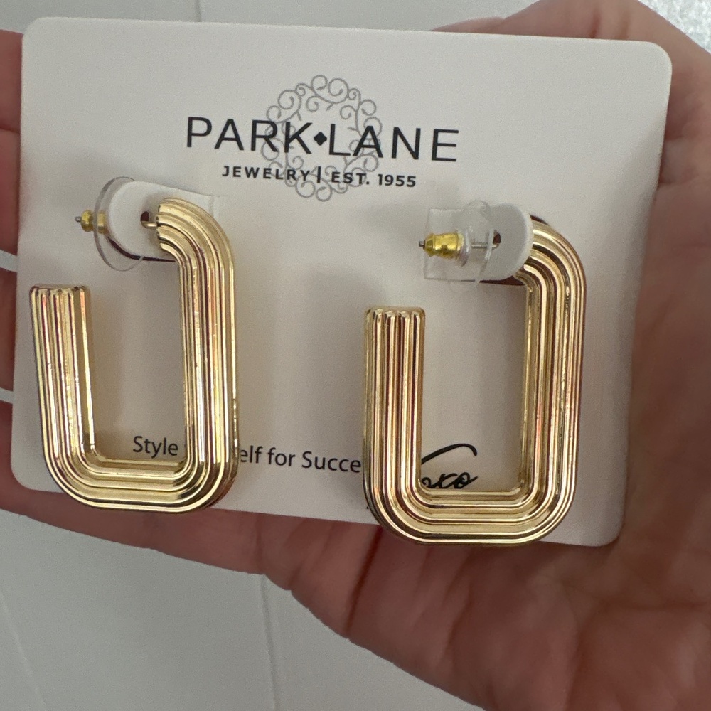 Tessa Earrings